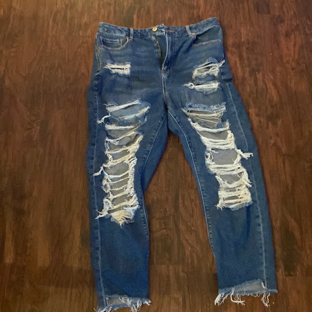 American Eagle Ripped Jeans